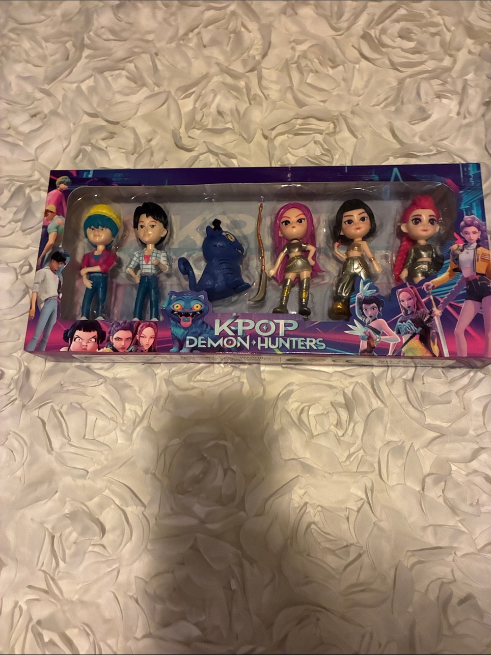 KPOP Demon Hunters Action Figure Set - Pink, Blue, Black & Gold